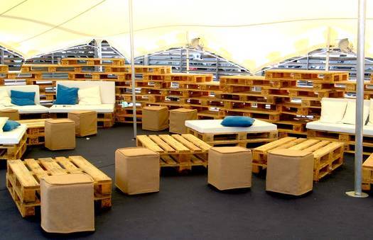 pallet-furniture-hire-blog-5 Pallet Furniture at Trade Show