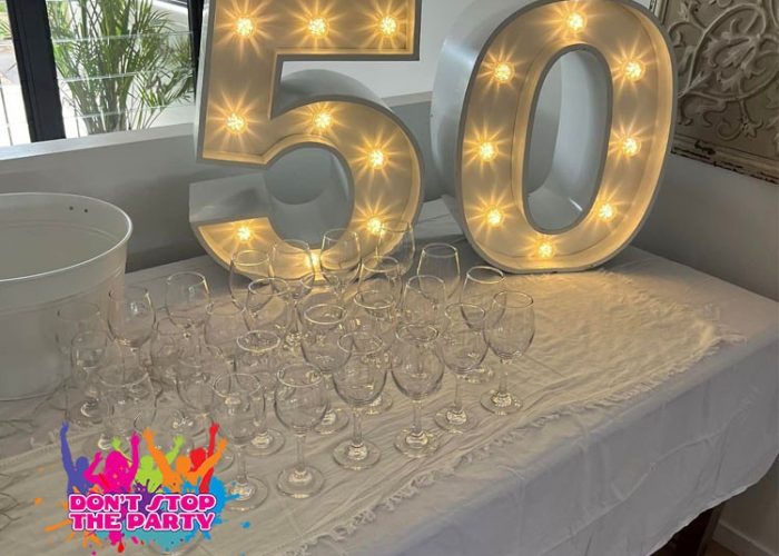hire-red-wine-glasses_1678824349_big